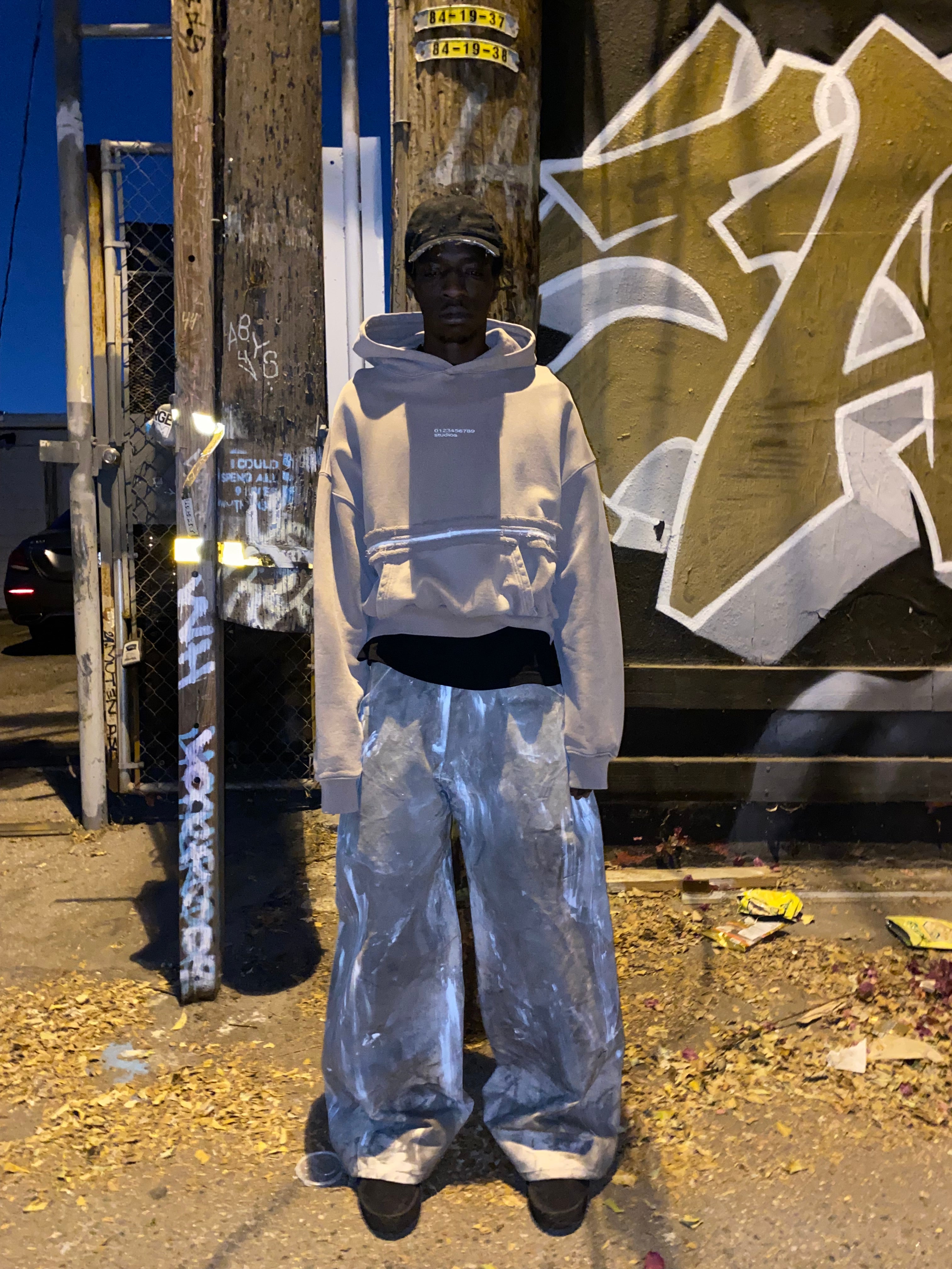 FW25 “DECONSTRUCTED” LOGO-HOODIE (SAND)